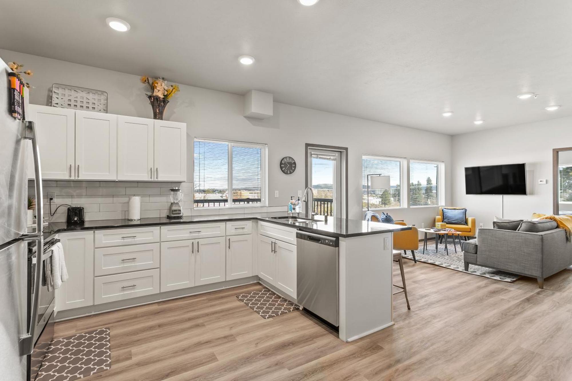 New 2 Bed 2 Bath Near Perry Dist And Downtown Lägenhet Spokane Exteriör bild